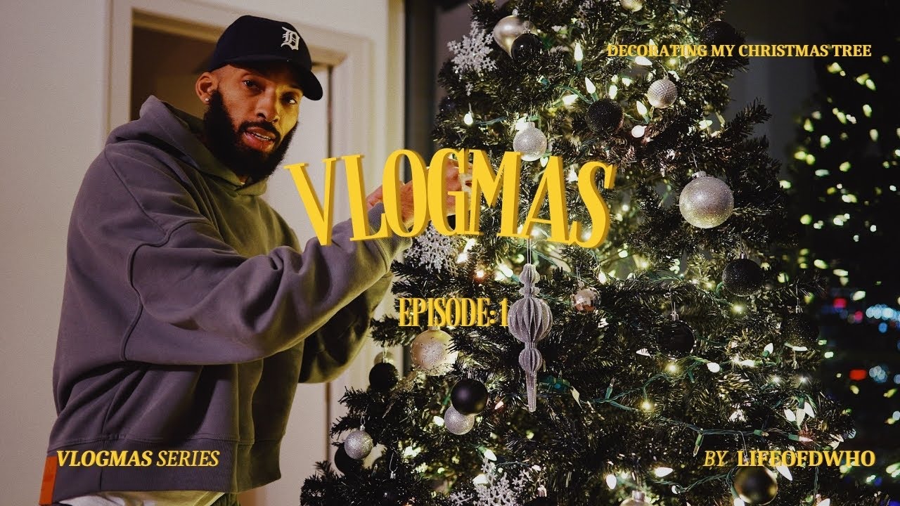 Vlogmas Day 1 | My First Ever Black Christmas Tree 🎄