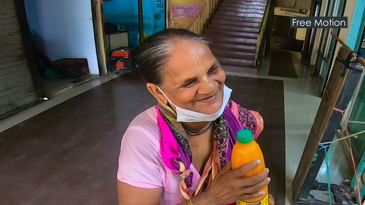 যাদের দু'বেলা খাবারের নিশ্চয়তা নেই, তাদের অসুস্থতা এবং ঔষধের খবর কে রাখে ?