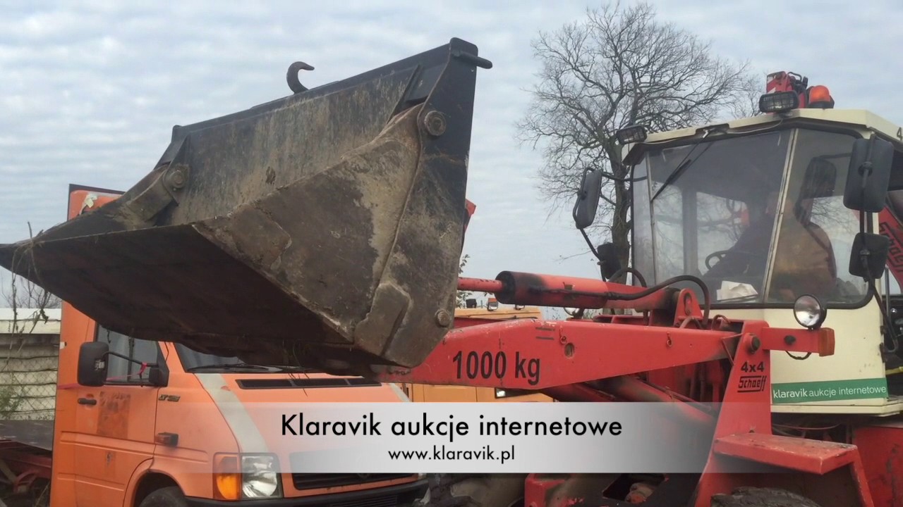 Koparko ładowarka Schaeff SKB 1000