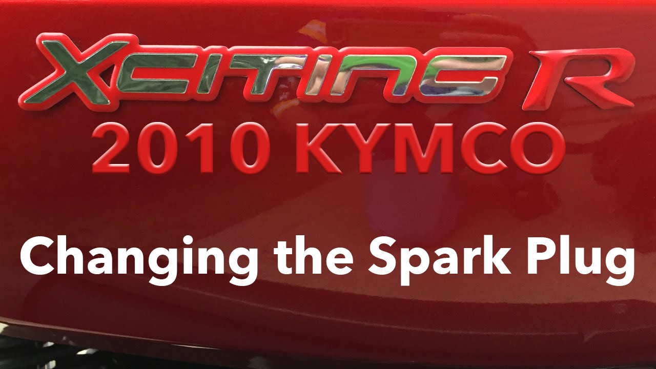 Xciting 500 Changing the Spark Plug
