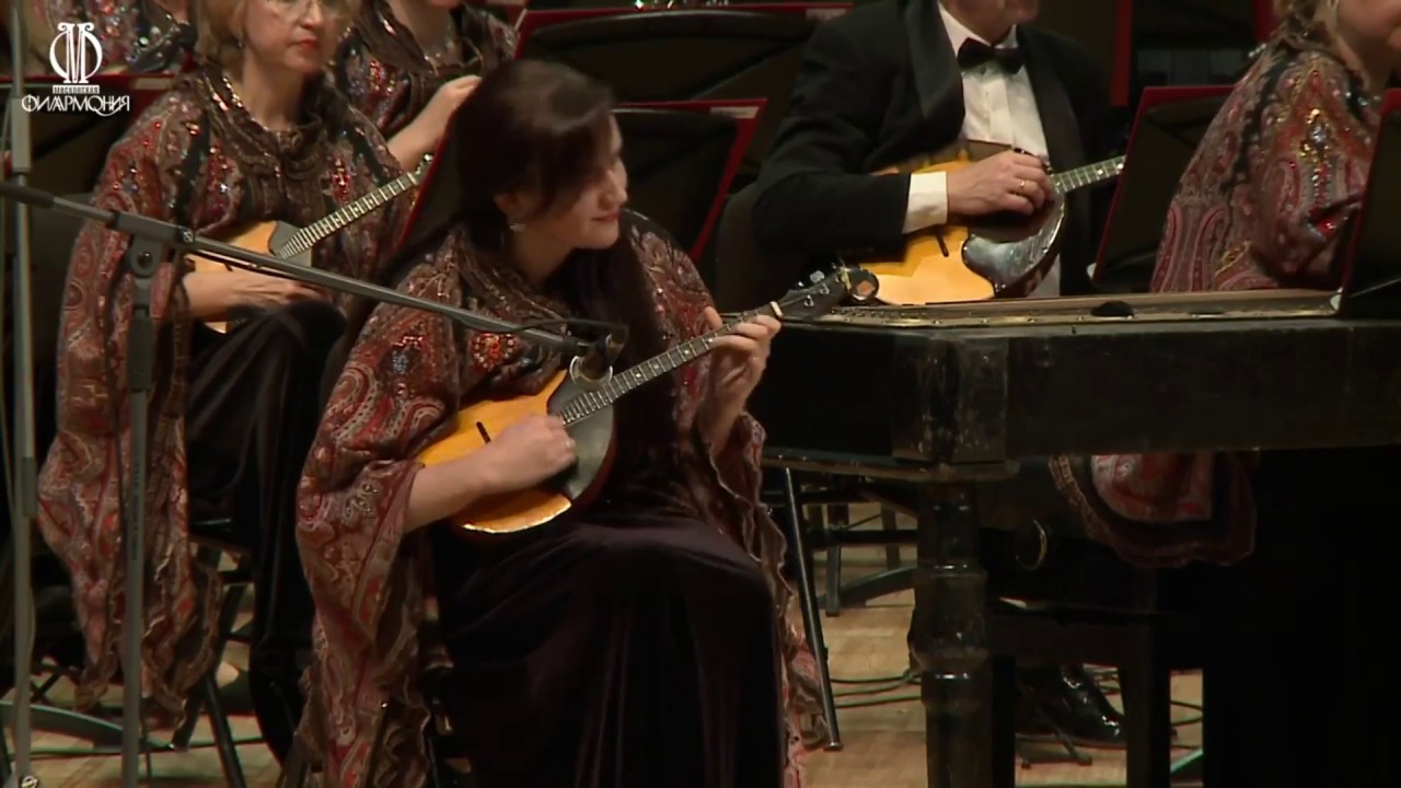 Sha Shtil played by Kristina Sharabidze (domra)