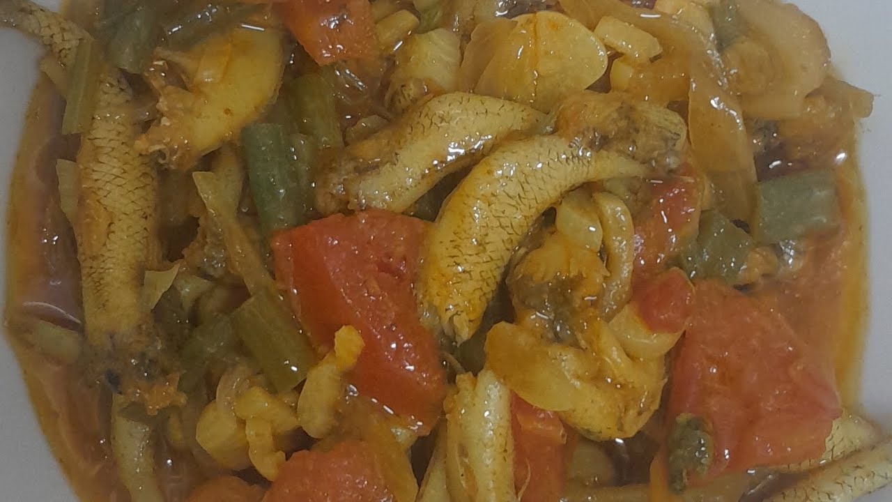 লাউ পাতায় বাইলা মাছ রেসিপি || Baila fish recipe in gourd leaves