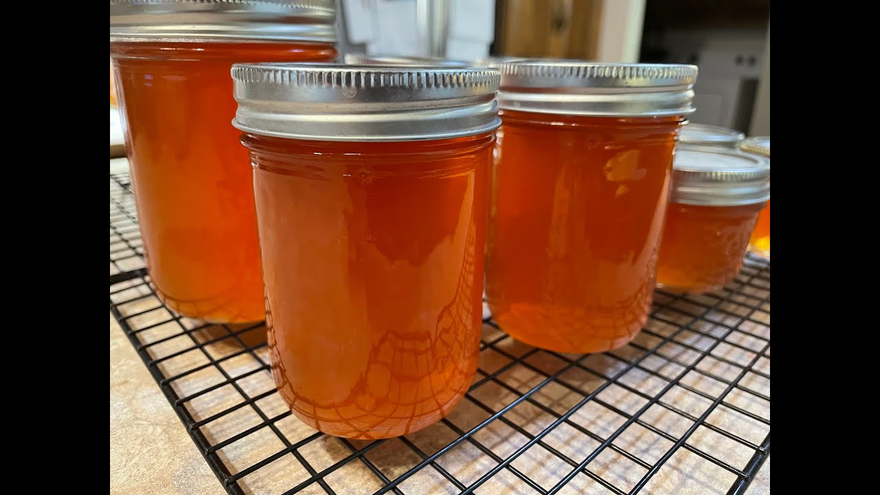 Making rosehip/crabapple jelly