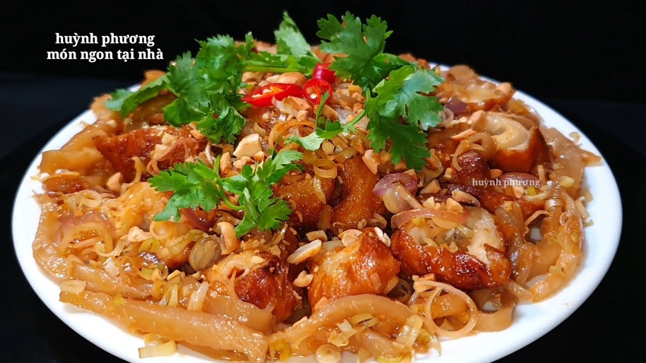 C&aacute;ch l&agrave;m m&igrave; căn x&agrave;o sả ớt ngon tại nh&agrave; | m&oacute;n chay ngon dễ l&agrave;m