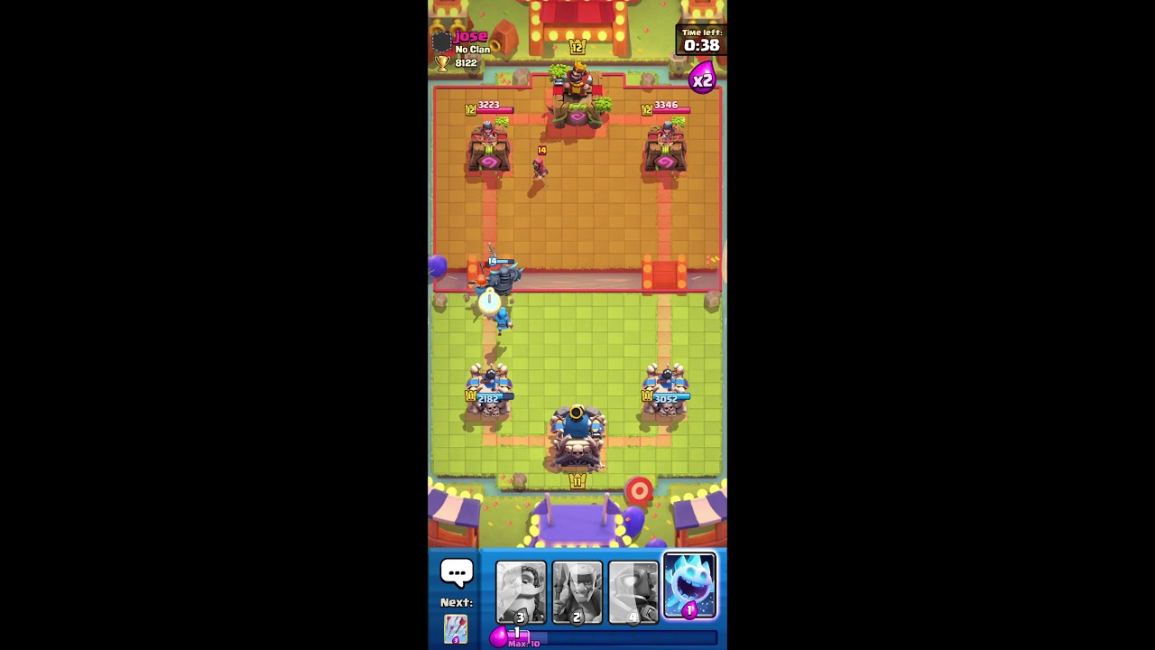 playing Clash Royale #clashRoyale! #clashroyale #shorts #BESTDECK