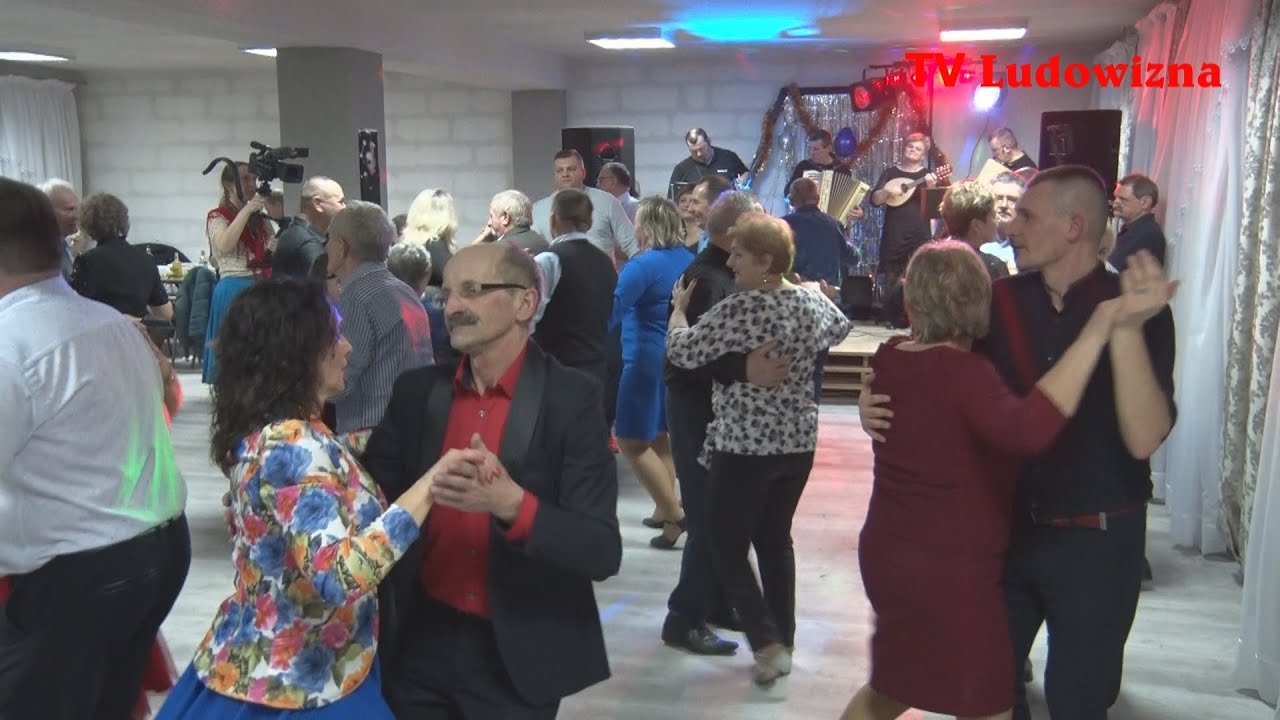 Śliczniutki walczyk Iskiereczka OGNIA gałązeczka ZIELA i nogi same chcą TAŃCZYĆ !