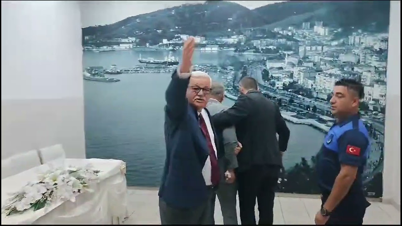 EREĞLİ BELEDİYE MECLİS TOPLANTISINDA KAN AKTI