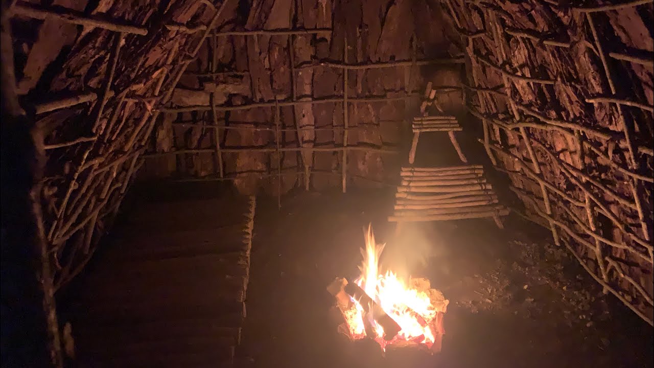 Survival Living Off the Land: Knife & Pot