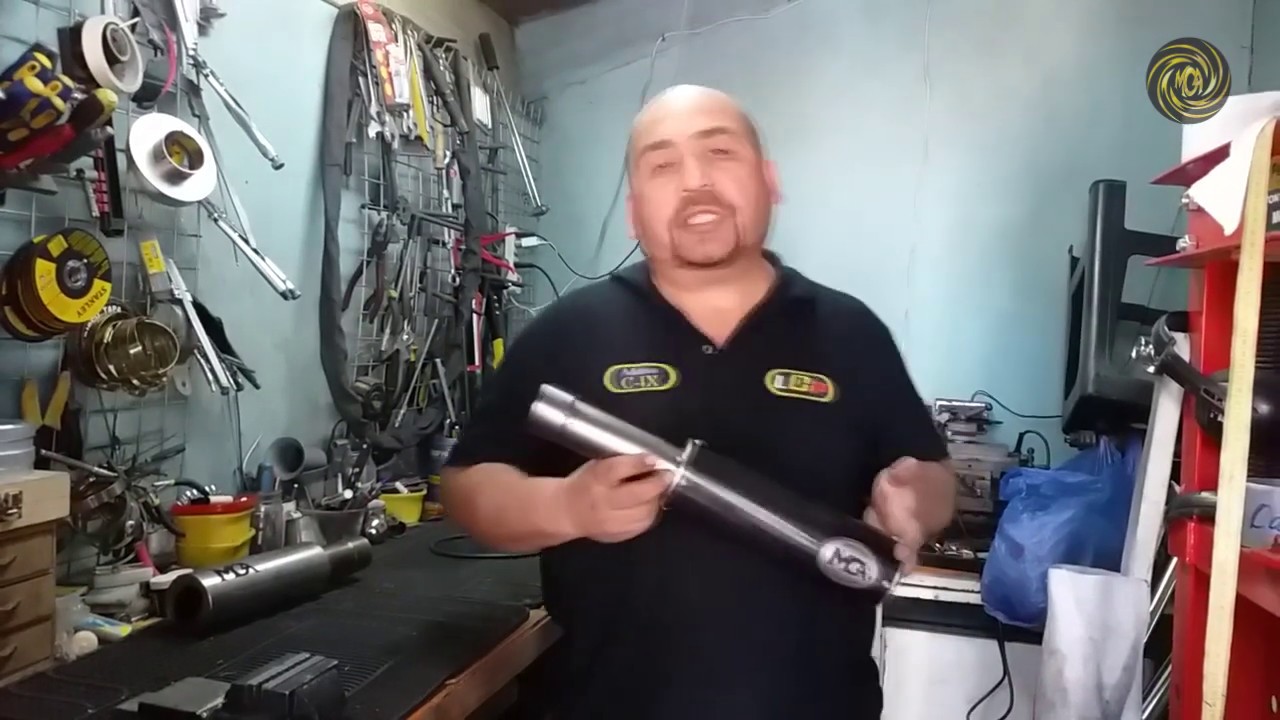 MOA Escape Fibra de Carbono Mini Cooper