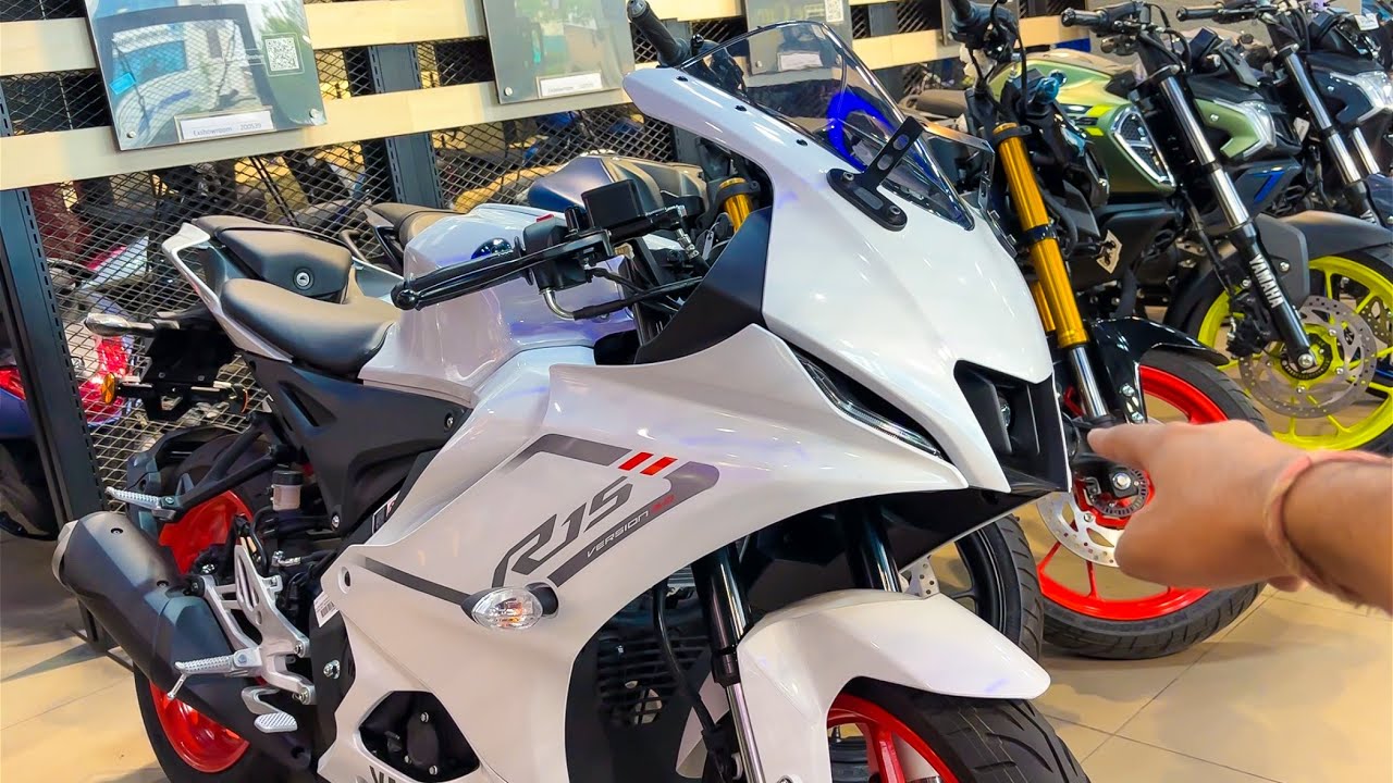 2025 All New YAMAHA R15 BS7 New Model Full Review