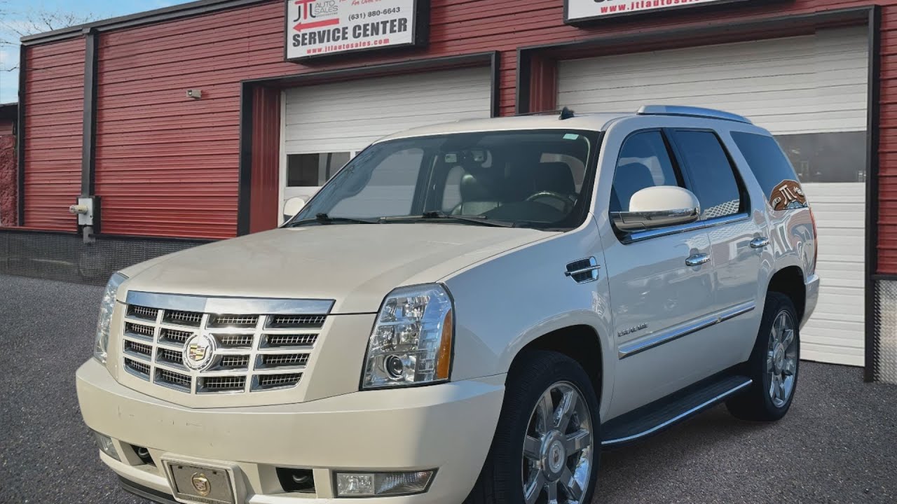 Used 2014 Cadillac Escalade Luxury 1GYS4BEF3ER107806 Selden, Coram, Centereach, Smithtown
