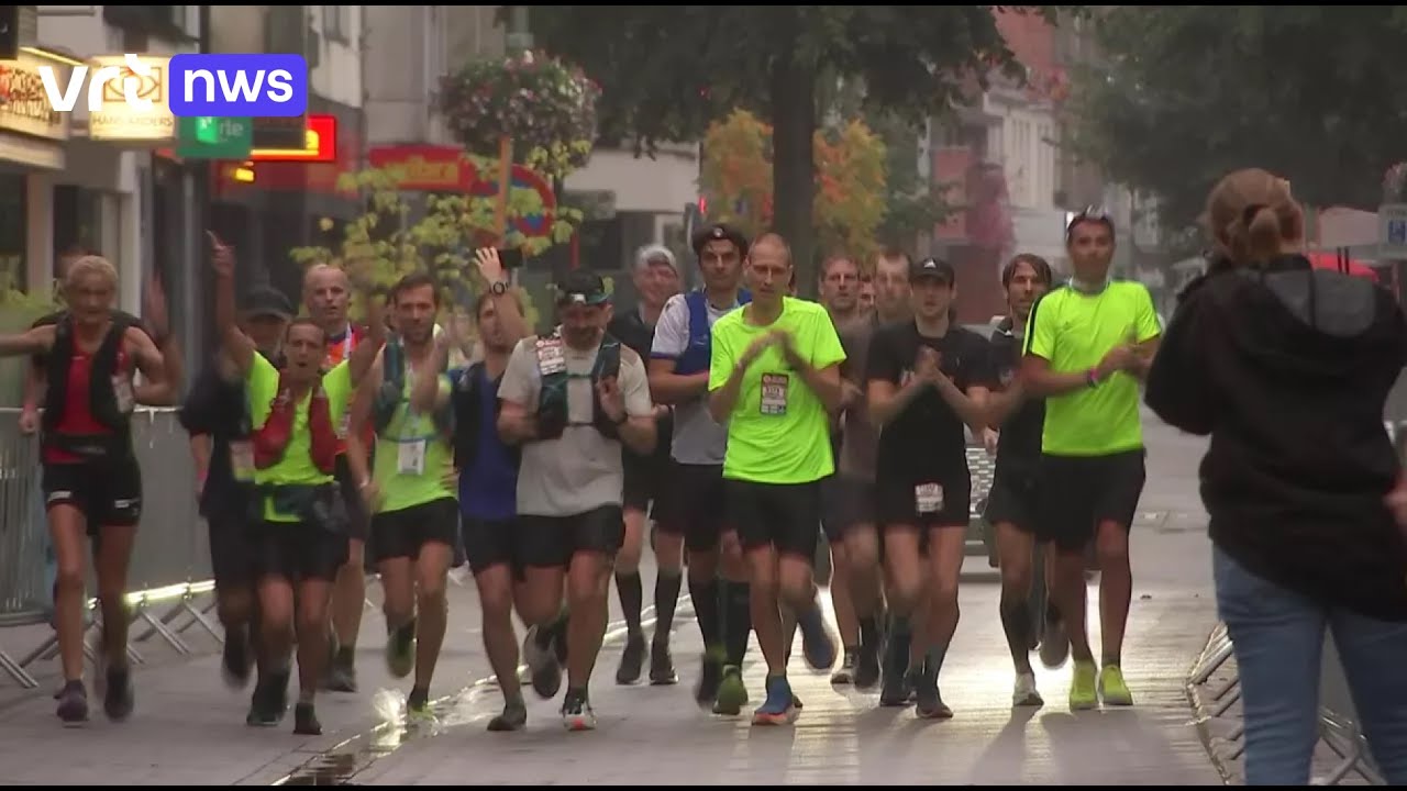 Met 100 kilometer in de benen lopen de eerste deelnemers over de finish van de Dodentocht