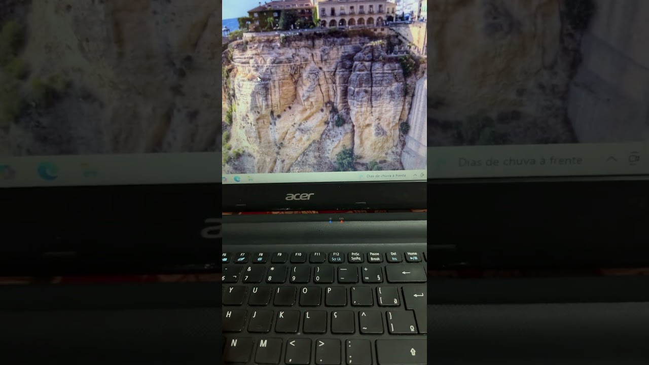 Notebook acer piscando luz amarela da bateria  e n&atilde;o liga