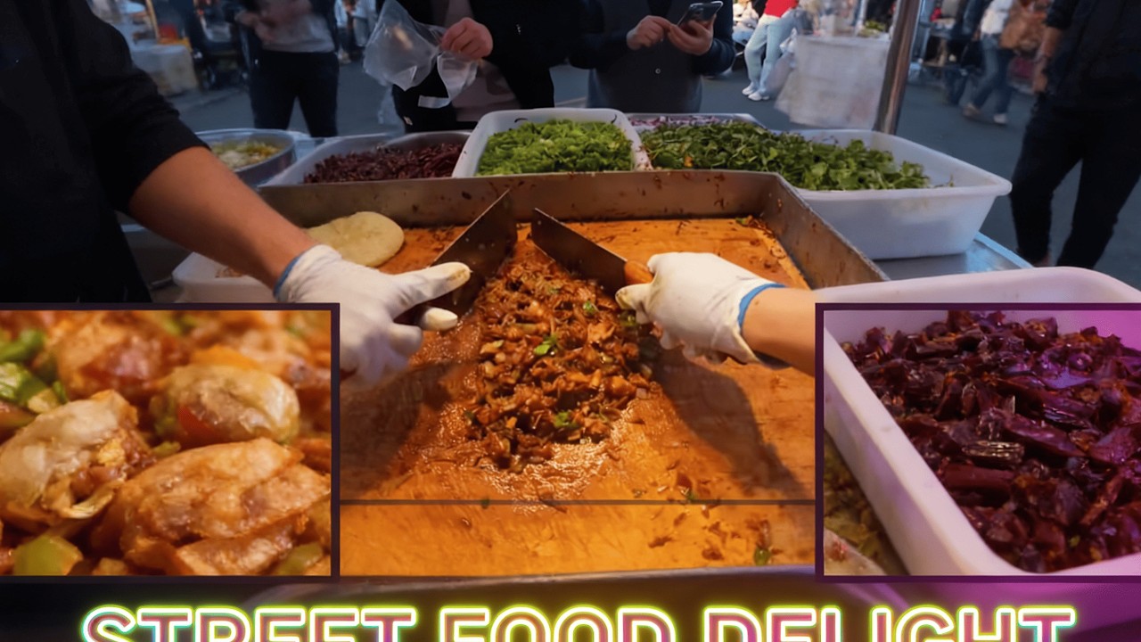 Delicious braised pork sandwich, loaded with braised pork – popular street food