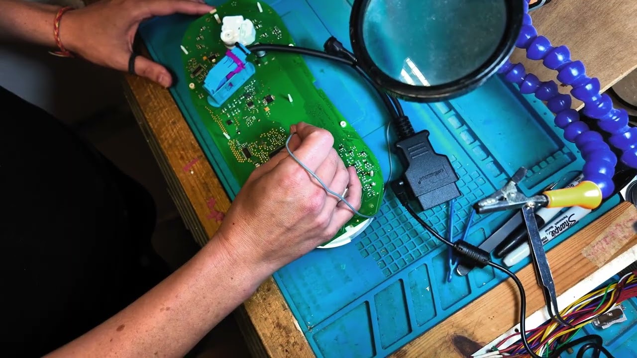 Tammy Neon VAG Immo 4 Instrument Cluster cloning with OBDstar's Immo4 cable