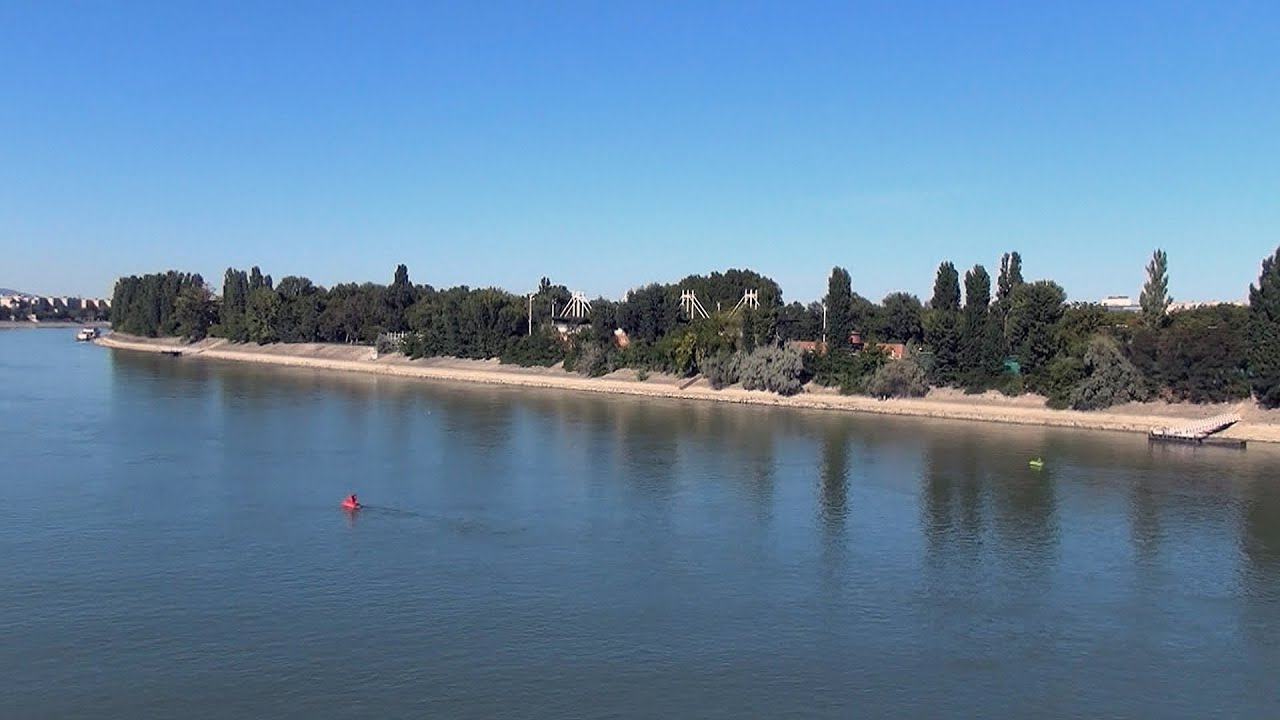 Margaret Island / Margit-sziget / Wyspa Małgorzaty, Budapest, Hungary / Magyarorsz&aacute;g / Węgry