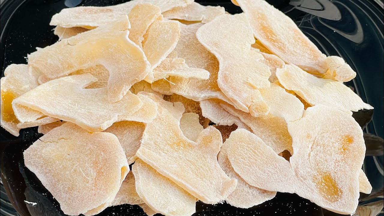 C&aacute;ch l&agrave;m mứt gừng dẻo ngon cho ng&agrave;y Tết