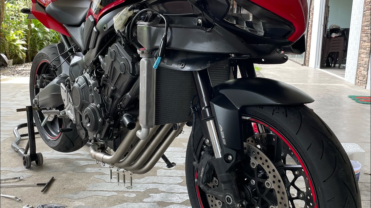 Honda CBR650r fullsystem exhaust with SC Project CRT (with revs🔥)