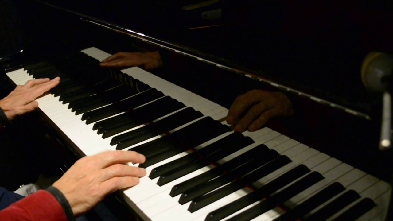 The nearness of you(HOAGY CARMICHAEL, NED WASHINGTON)