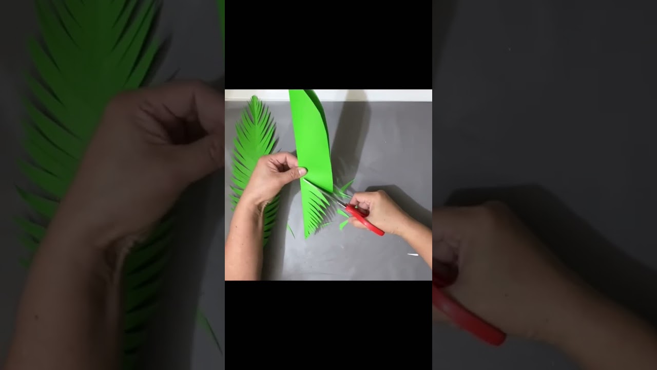 DIY Small or Dwarf paper palm tree Leaves @marytampon1230.