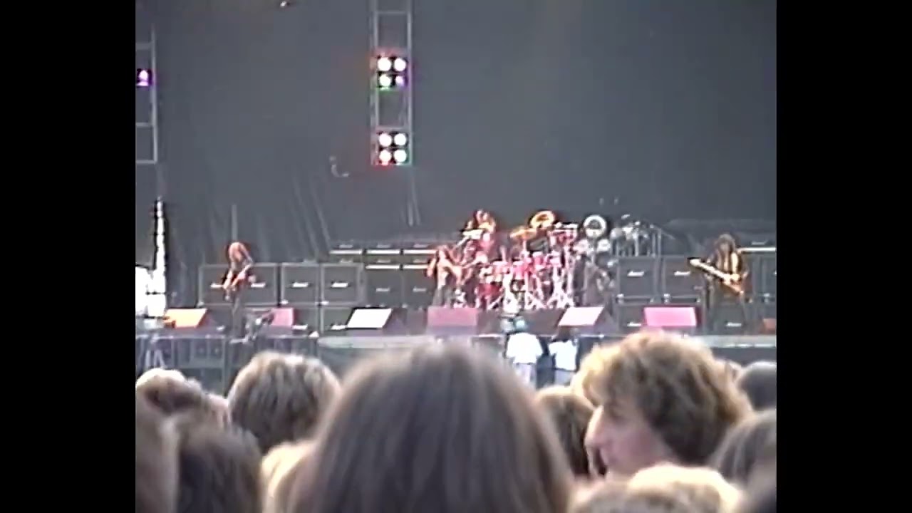 Black Sabbath - REGGIO EMILIA - Monsters Of Rock -  12/Sep/1992  - Full Show