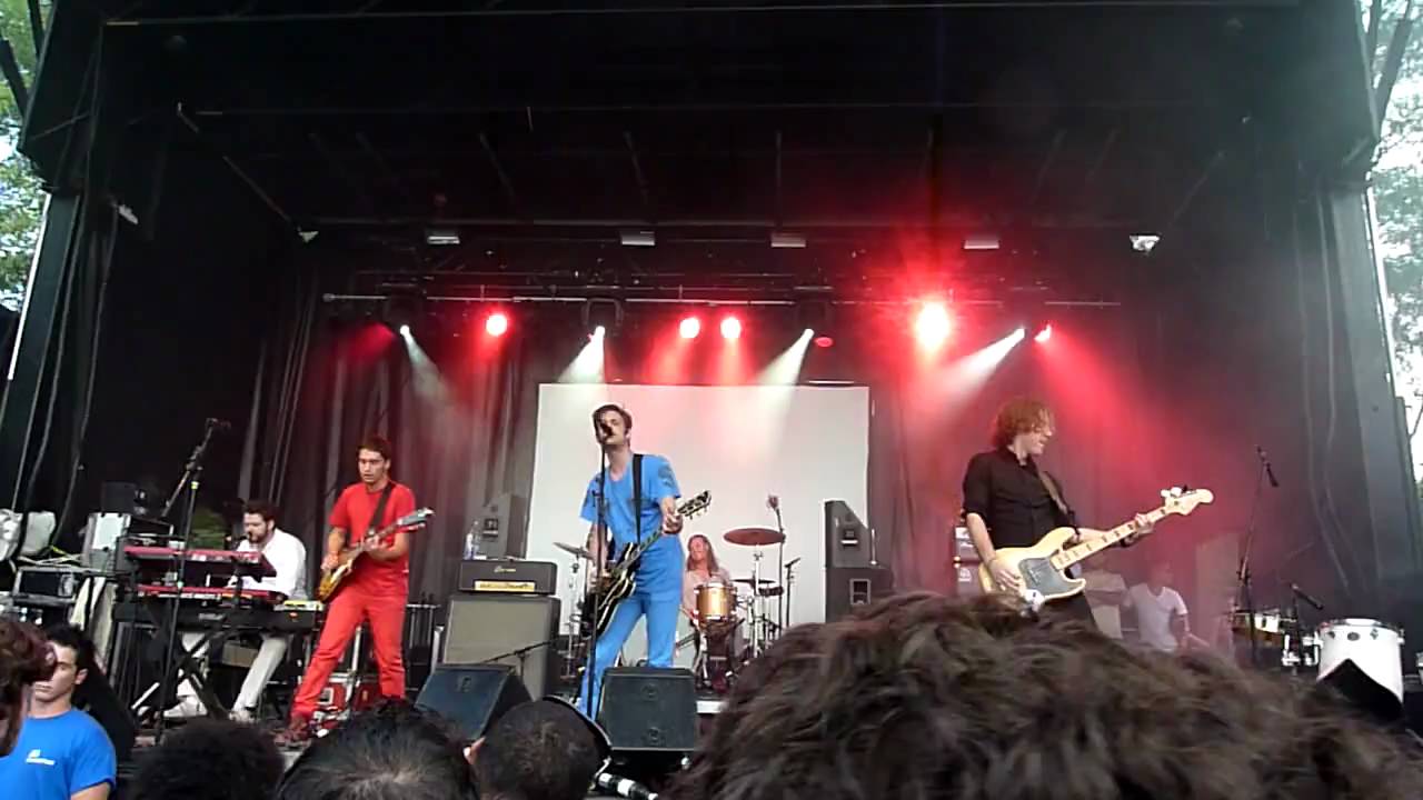 The Stills - Gender Bombs (Live) @ Osheaga 8/1/09