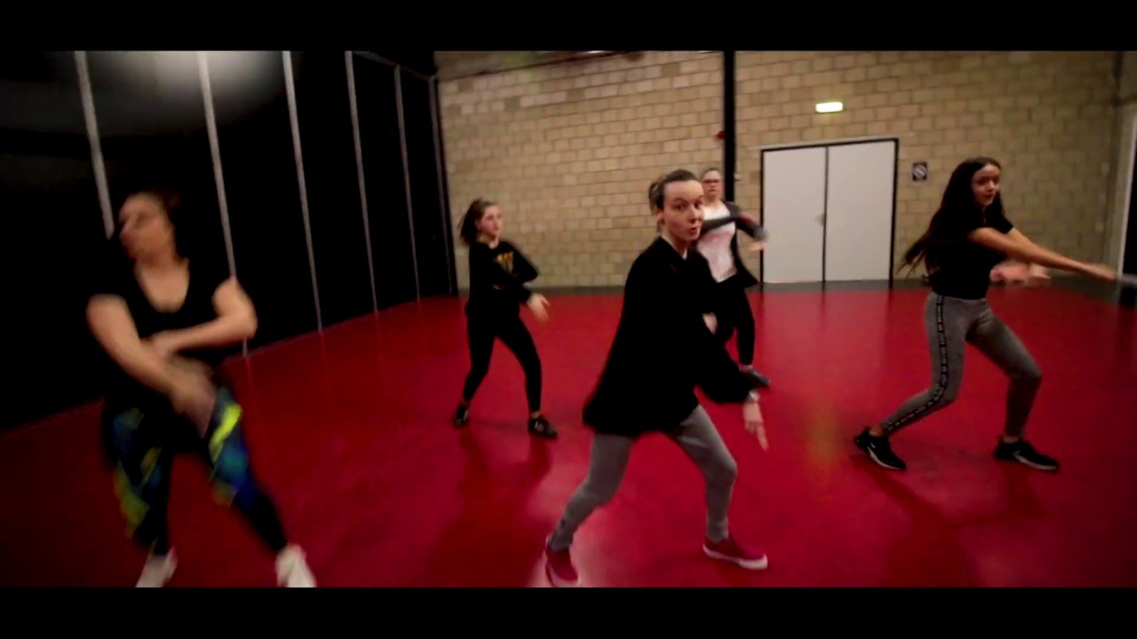 Rita Ora - Let you love me @ Studio Hellenbrand
