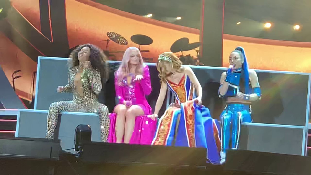 Spice girls live Dublin something kinda funny may 2019 spiceworld