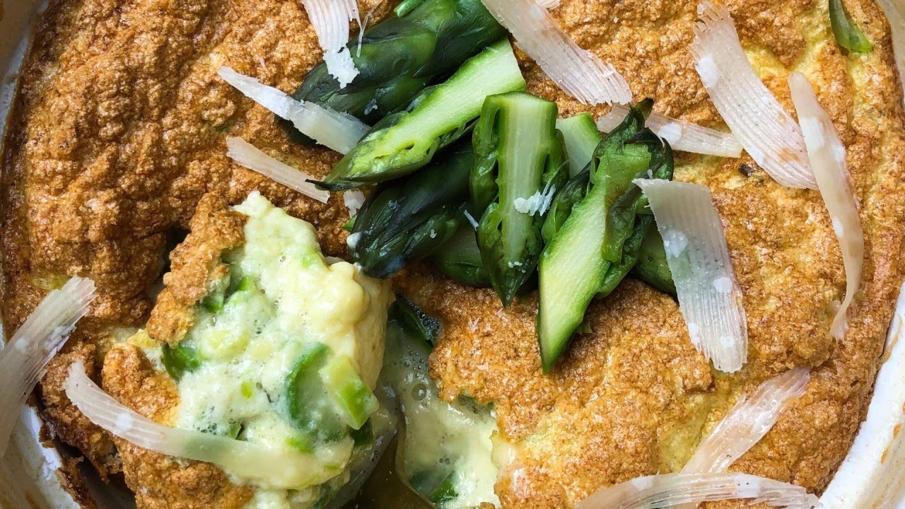Coup d'food : Soufflé aux asperges vertes de la cheffe Cathleen Clarity