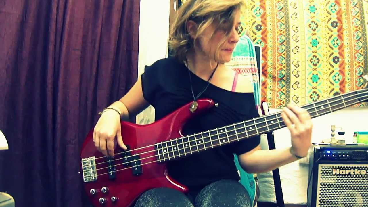 Led Zeppelin- The lemon song- Bass Solo Cover