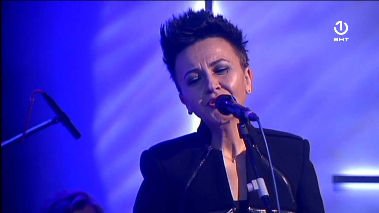 Amira Medunjanin - Du&scaron;o moja // live @konacnopetak