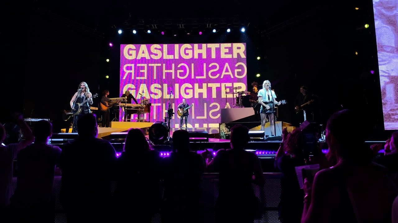 The Chicks - Gaslighter (Live in Glasgow)