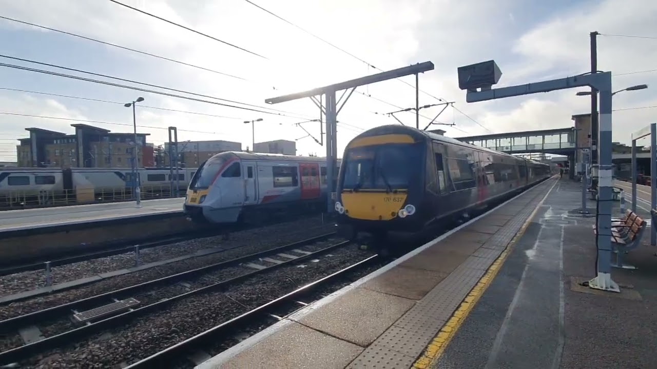 Class 170 (170637) departing Cambridge!