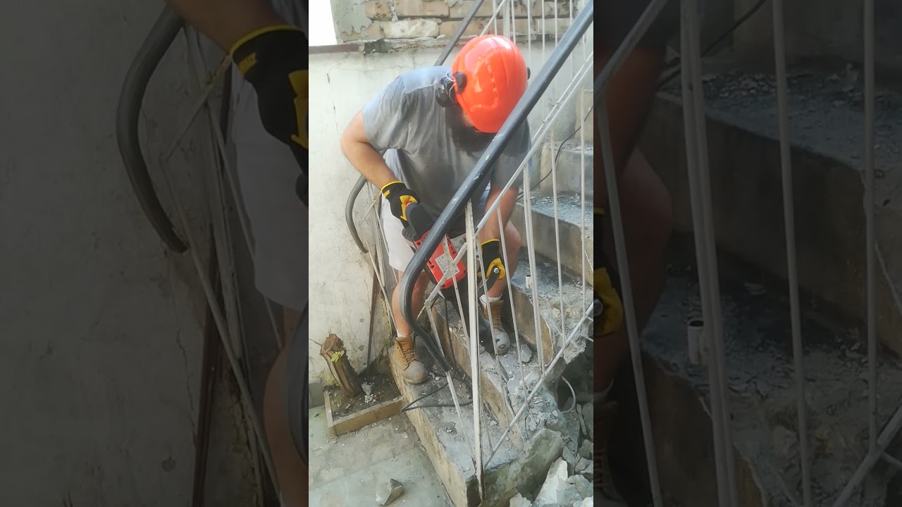 Demolari manuale Constanta(+40724561118) = Yato 82001, 65 joule, demolition hammer.
