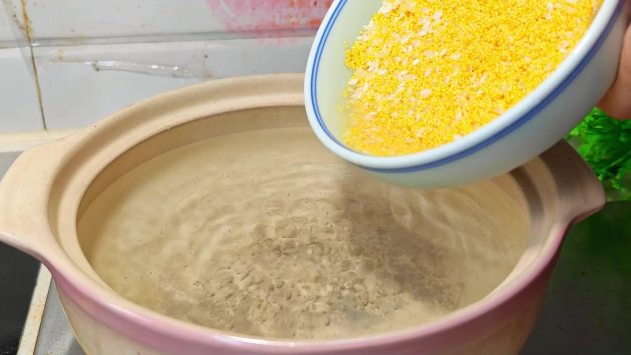 煮小米粥太硬不入味？牢記4放1不放，煮出軟糯濃稠香粥 #小米粥 #烹饪技巧 #4放1不放 #软糯粘稠 #营养美食