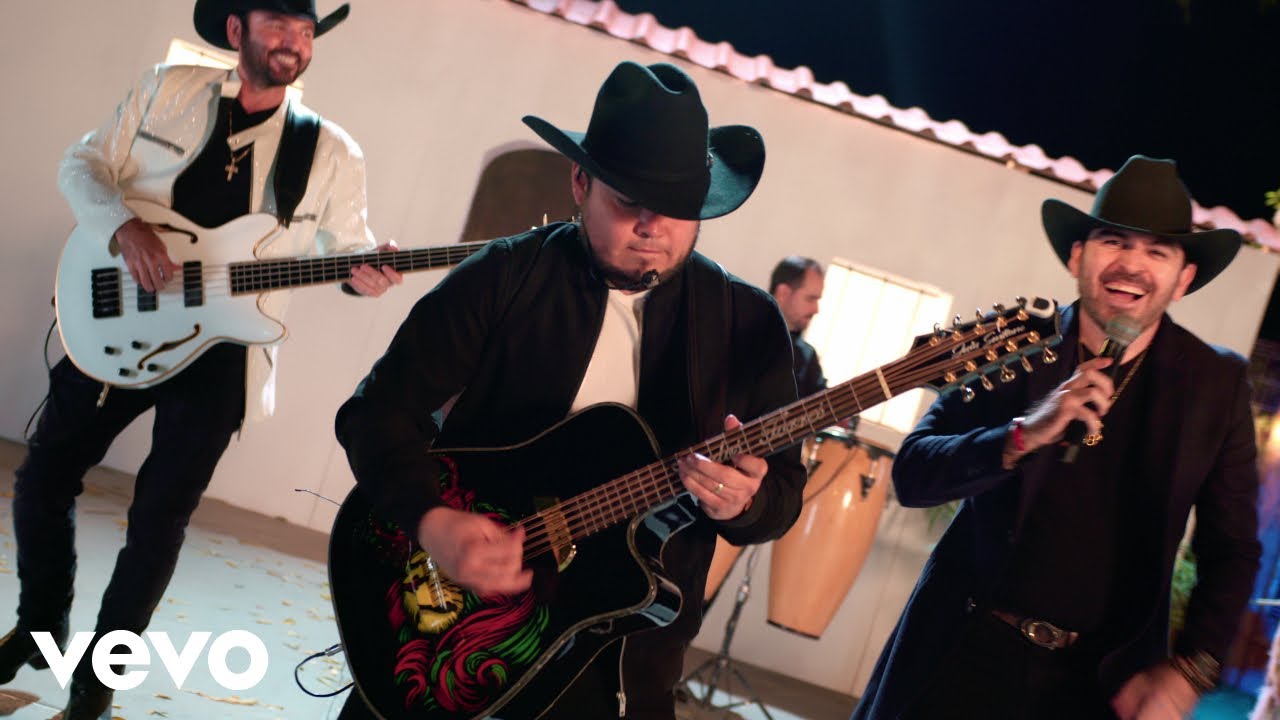 C&oacute;dice - Medley - Valent&iacute;n Elizalde (En Vivo)