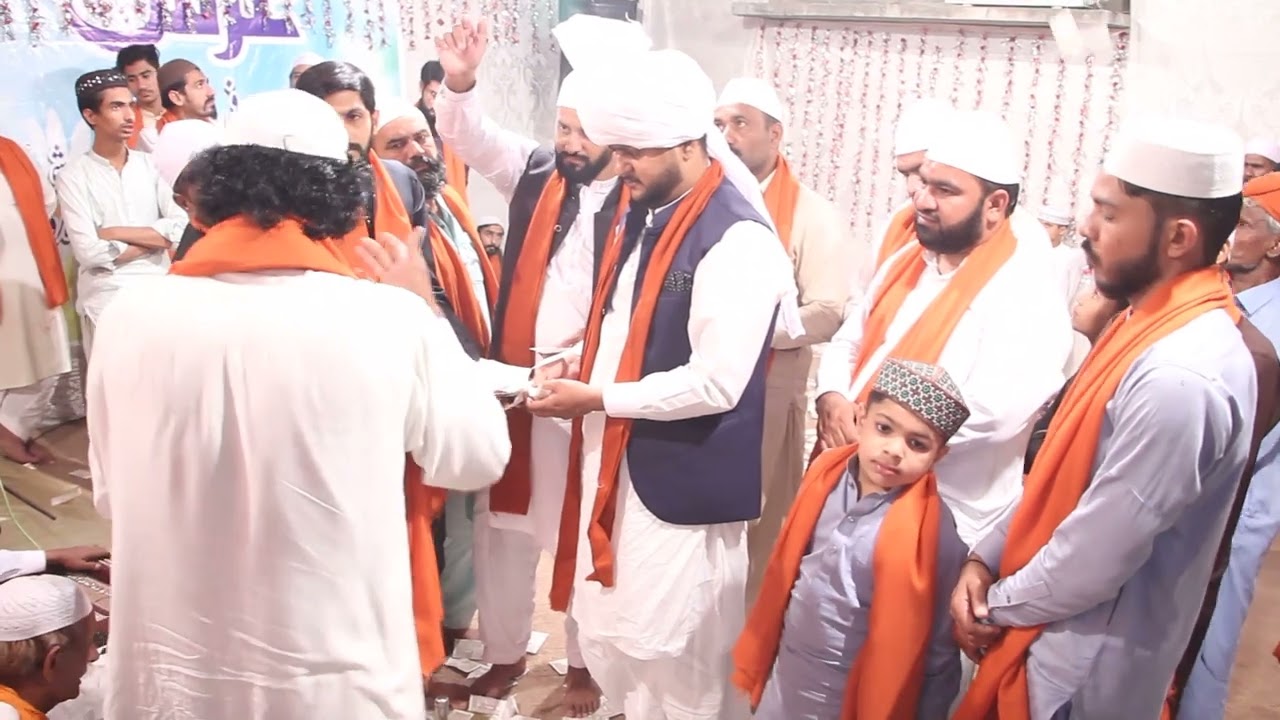 Tori Yaad ha maan ka chain piya توری یاد ہے من کا چین پیا