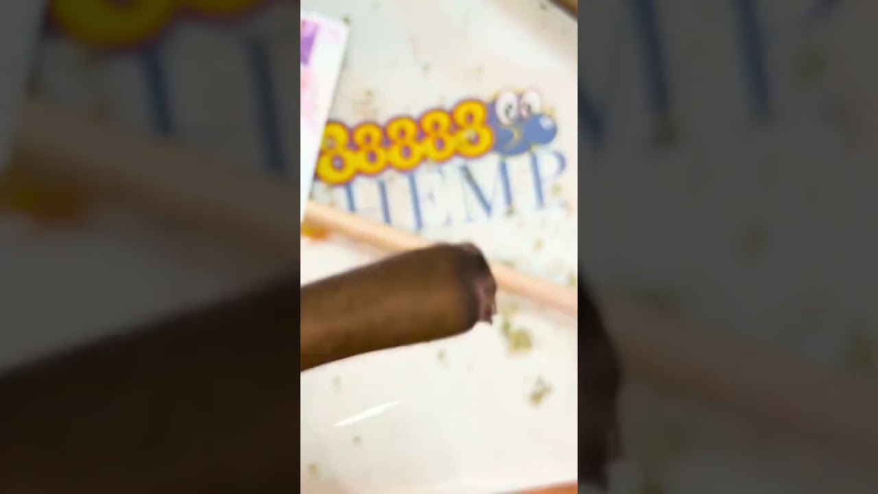🌿 CEO tries Legend OG! 🍭 New PinkClouds Wrap reveal! 🔥 Full video ➡️ #hhcottoncandy #legendog