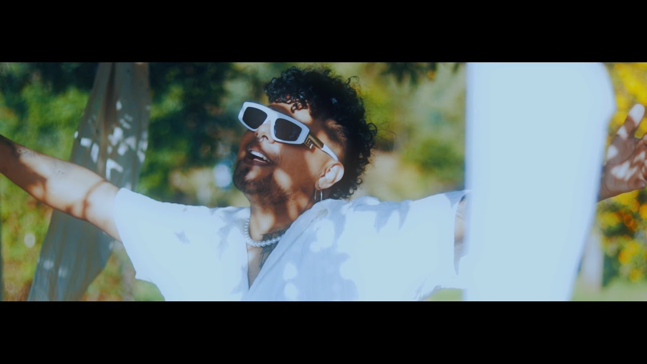 Qravi -  Nuestra Primera Vez ( Video Oficial )