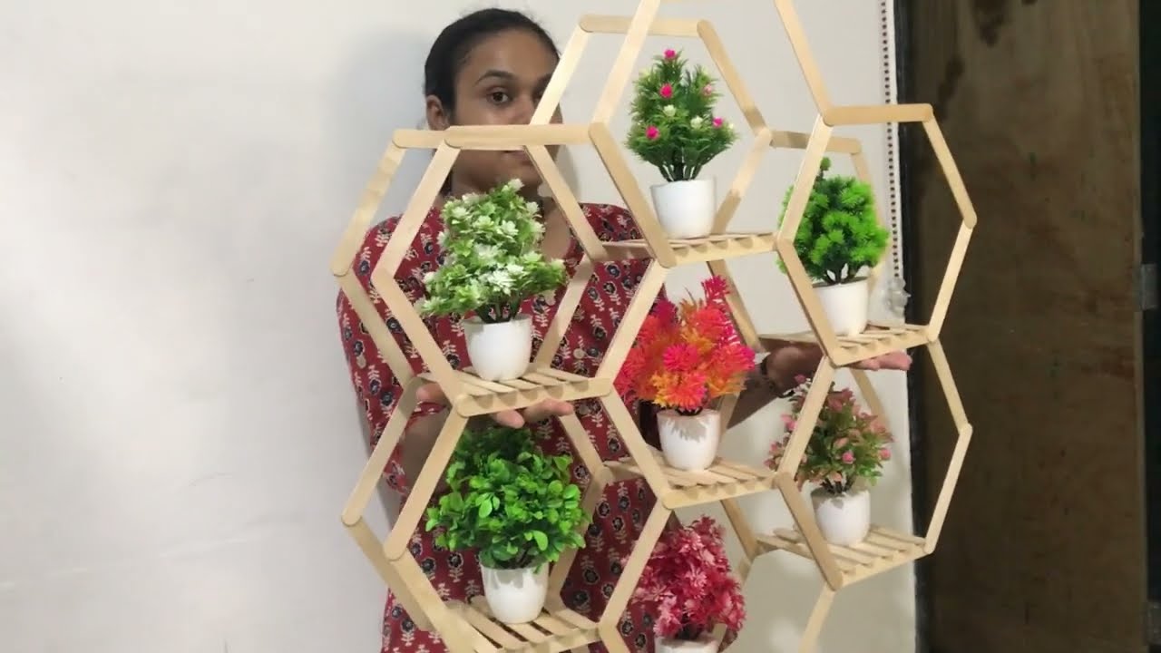 Candy stick wall decor | DIY
