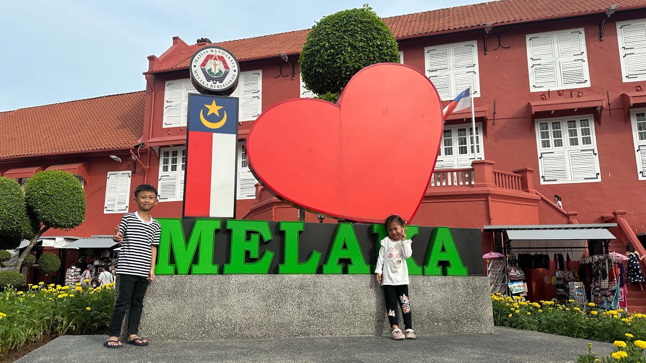 The Straits Hotel & Suites, Melaka with A & A Familia