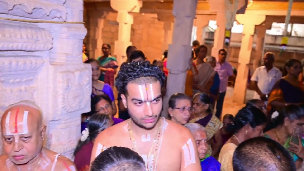 சுவாமி நம்மாழ்வார் சாம்ராஜ்ய பட்டோலை தரித்து பூம்பல்லக்கில் எழுந்தருளல் Part - 3 (10.01.2026)