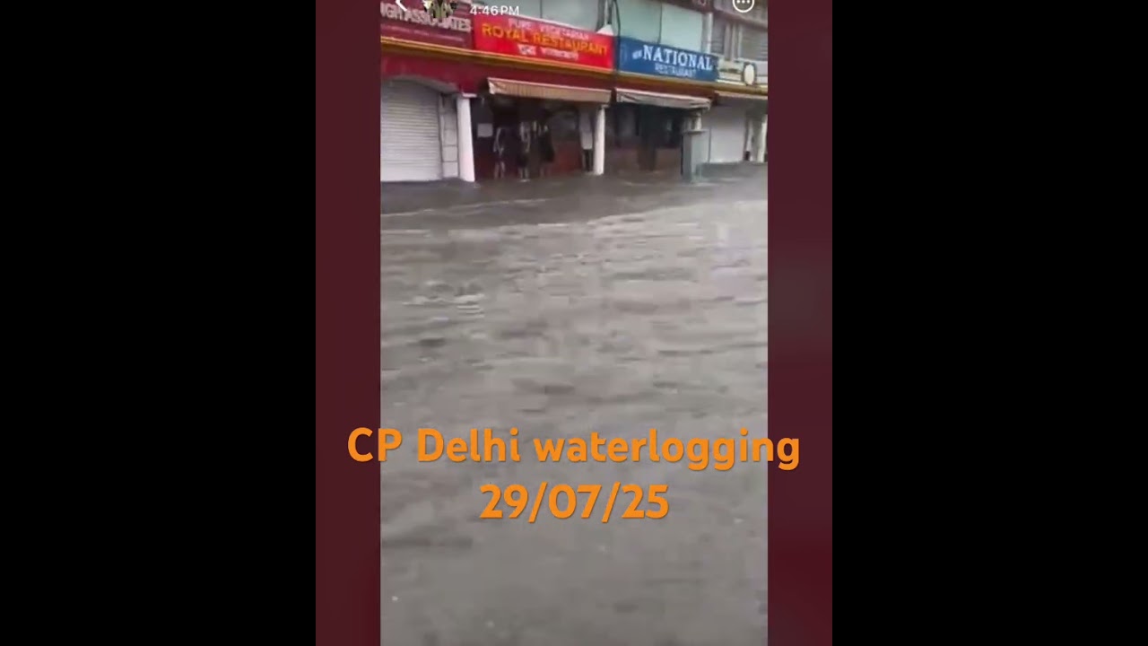 #connaughtplacedelhi #waterlogging #rainyday #viralvideo #reels #viralshorts #delhi #india #today