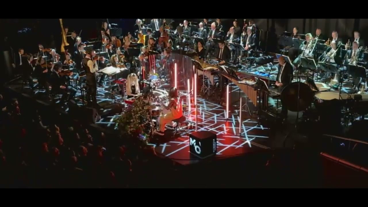 DOMi & JD Beck - Metropole Orkest