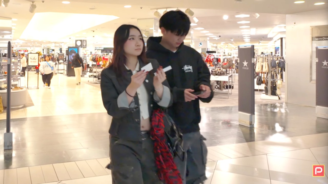 Menlo Park Mall Walkthrough | Night Stroll in NJ&rsquo;s Most Popular Mall