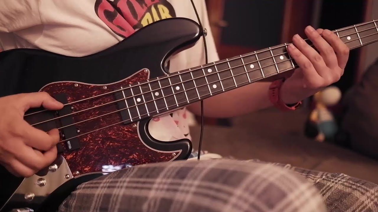 J&D Mini Jazz Bass - EMG J Set Upgrade - Nosso 2