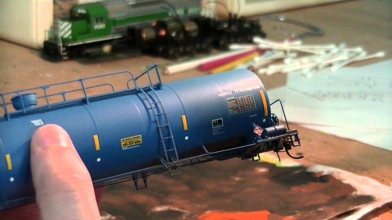 Выветривание газового цистерны Athearn Genesis. (Масштаб HO)