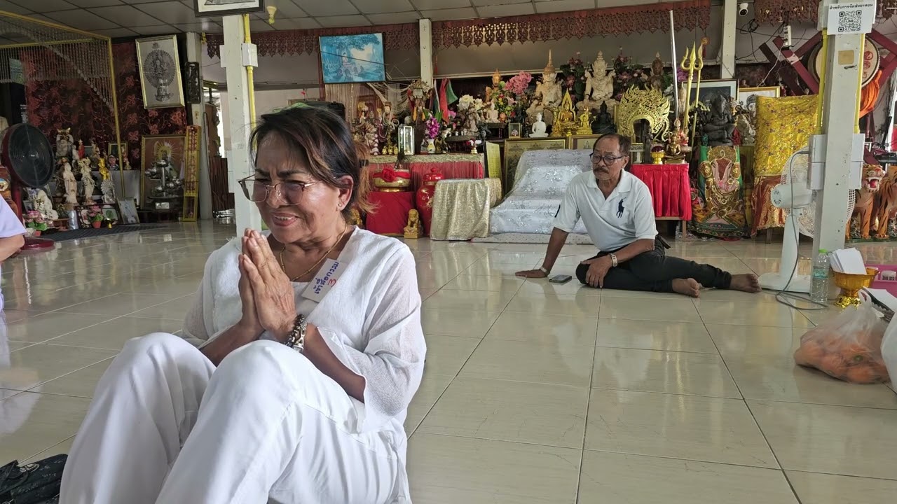 แขนปวดยกไม่ขึ้น