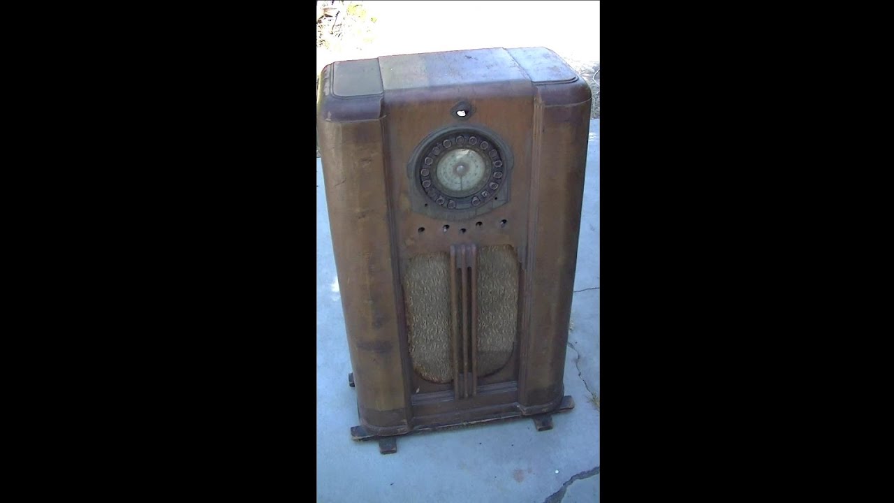 Resurrection Of 1937 CO-OP Console 3 Band Radio Coop Radio