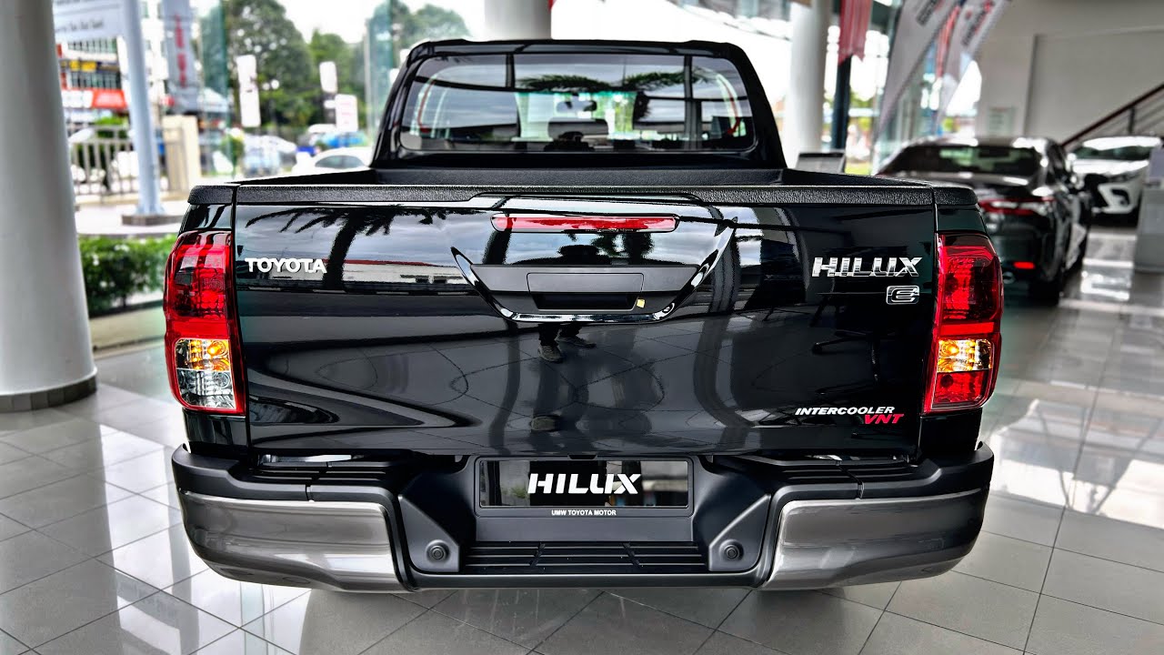 (2023) The All New Toyota Hilux 2.4E (MT) 4x4 | The Best Truck Pickup! Exterior And Interior Details